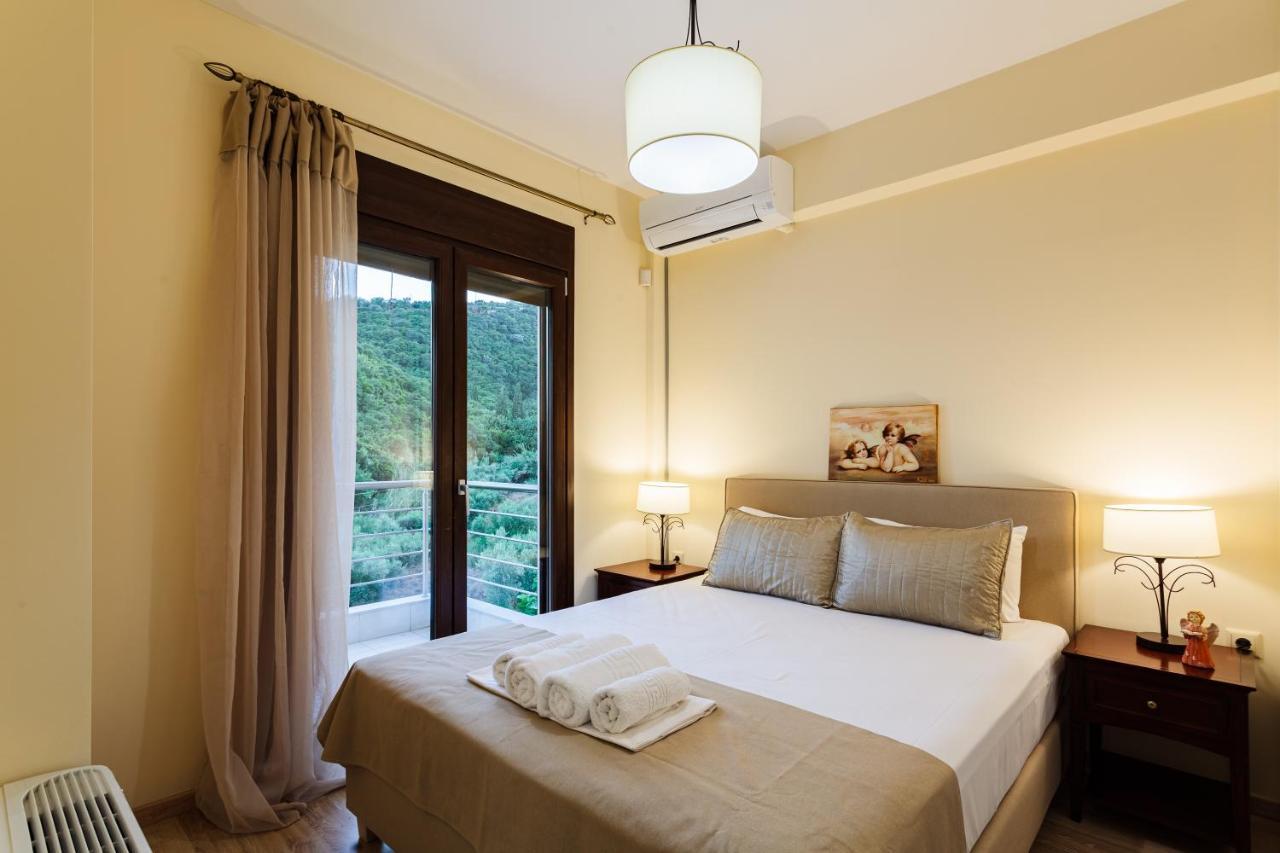 Seaside Getaway - Aelia Villa'S Dreamy Paradise Petalidi Exterior photo