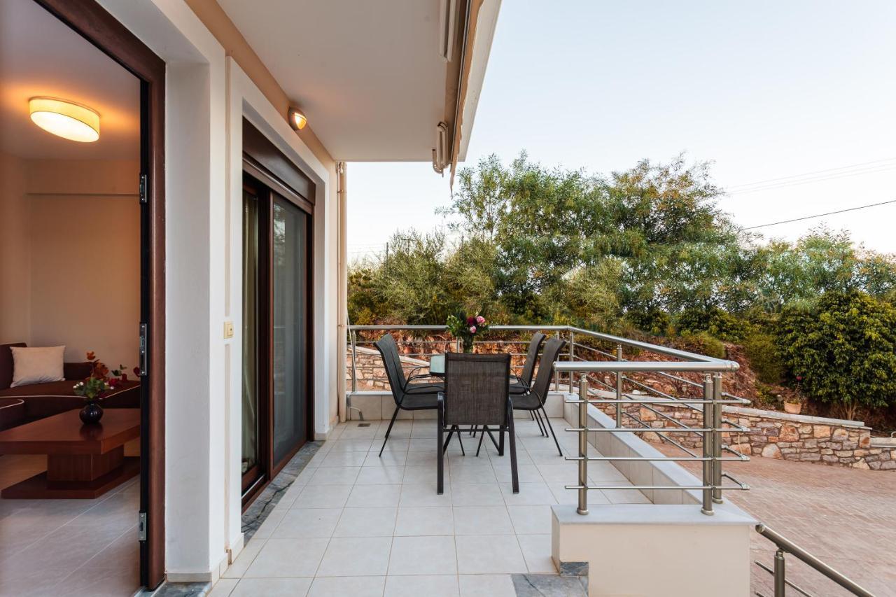 Seaside Getaway - Aelia Villa'S Dreamy Paradise Petalidi Exterior photo