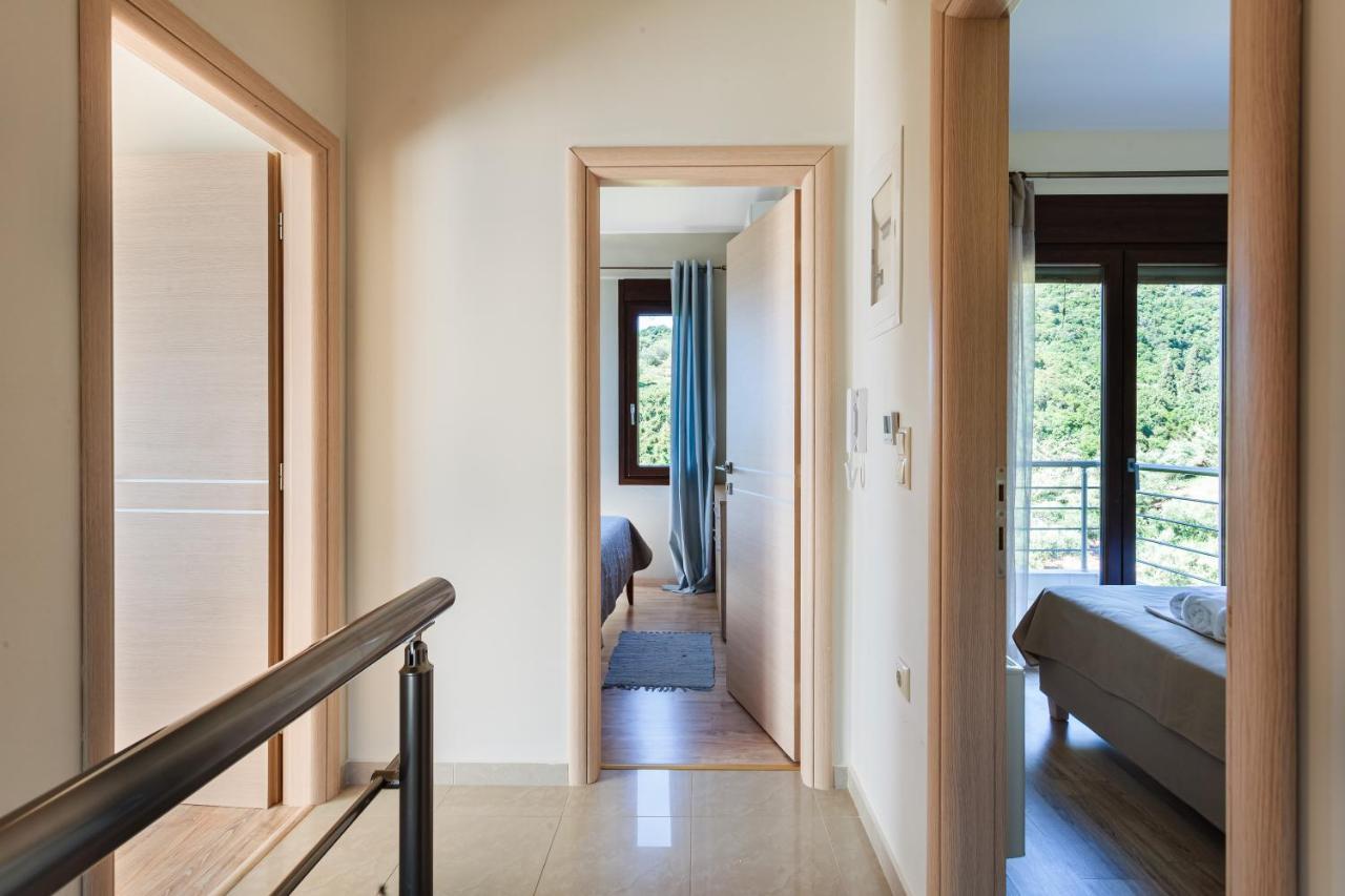 Seaside Getaway - Aelia Villa'S Dreamy Paradise Petalidi Exterior photo